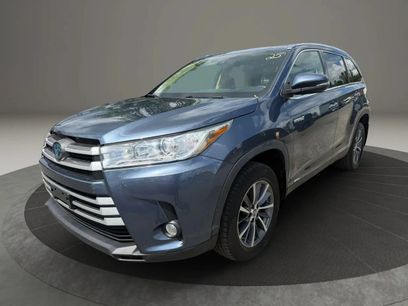Used 2019 Toyota Highlander XLE