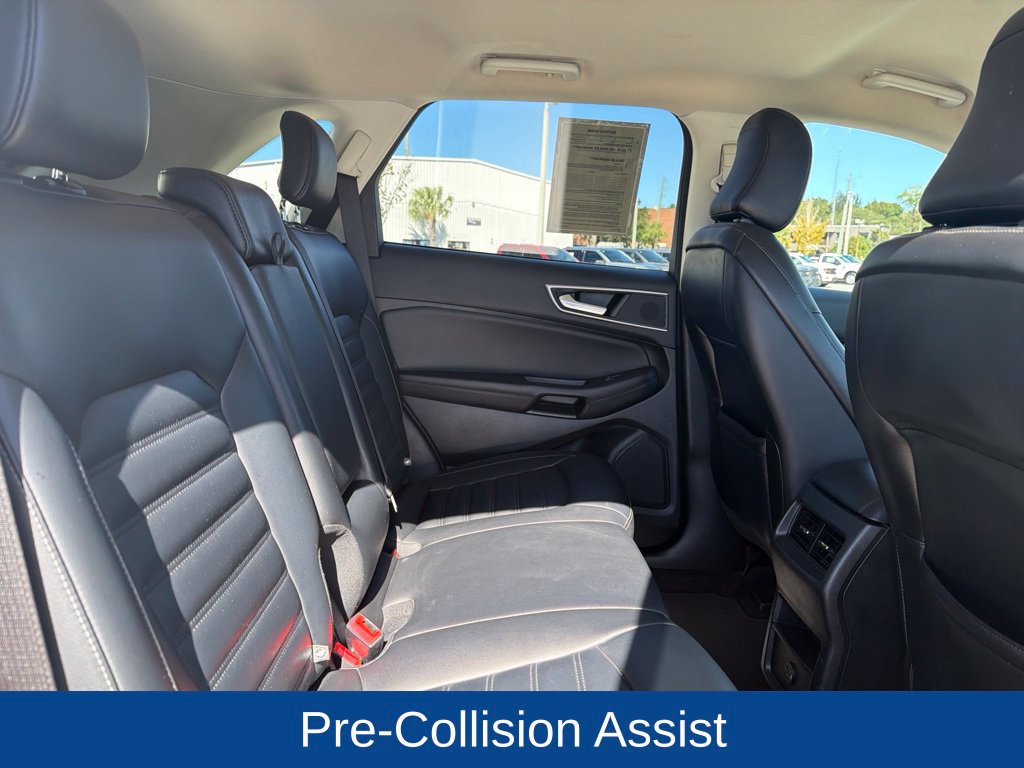 Used 2022 Ford Edge SEL AWD/4WD image 14