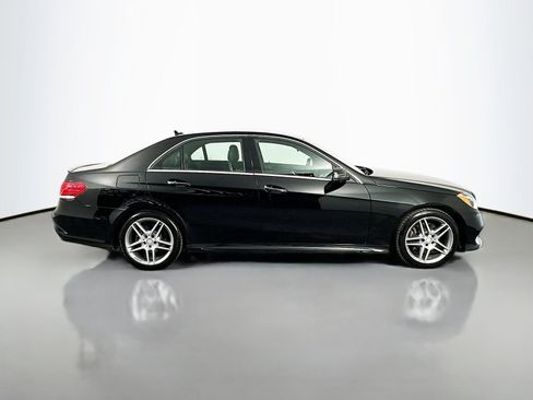 Used 2014 Mercedes-Benz E 350 4MATIC Sedan image 9