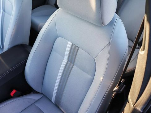Used 2025 Honda Civic Sport image 28