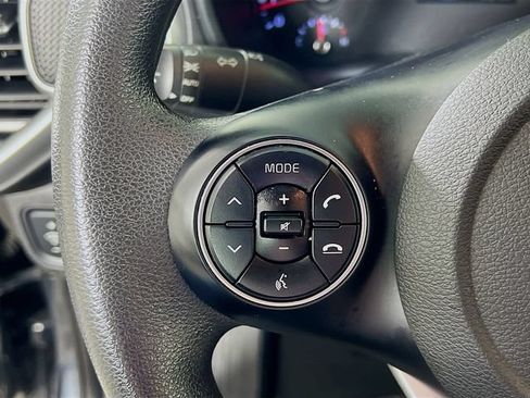 Used 2020 Kia Soul LX FWD image 13