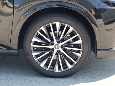 Used 2025 Lexus RX 350 Premium Plus w/ Accessory Package (Z1) FWD image 11