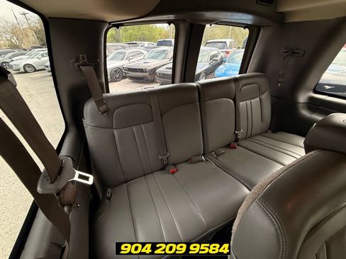 Used 2019 Chevrolet Express 3500 LT w/ LT Preferred Equipment Group RWD image 28