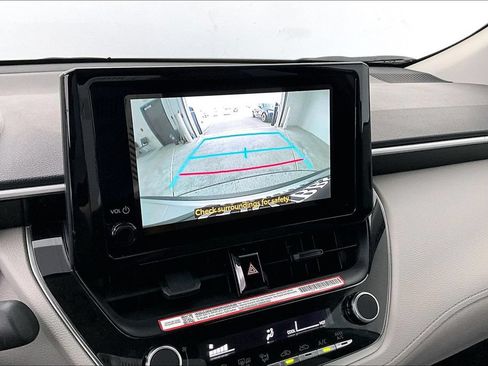Used 2026 Toyota Corolla Cross L FWD image 27