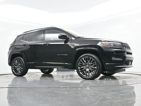 Used 2023 Jeep Compass High Altitude AWD/4WD image 43
