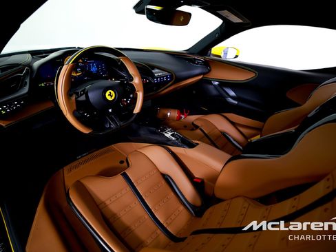 Used 2022 Ferrari SF90 Stradale AWD/4WD image 12