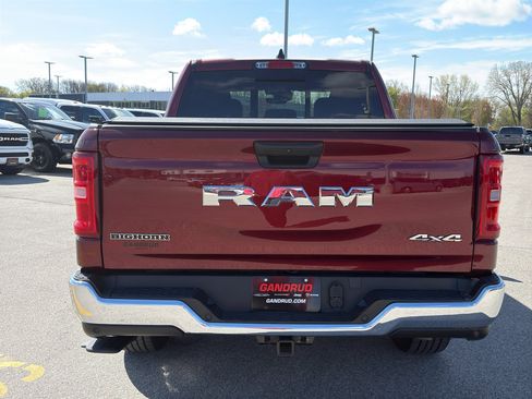Used 2025 RAM 1500 Big Horn AWD/4WD image 7