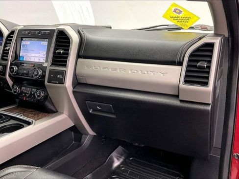 Used 2019 Ford F250 Lariat w/ Lariat Ultimate Package image 15