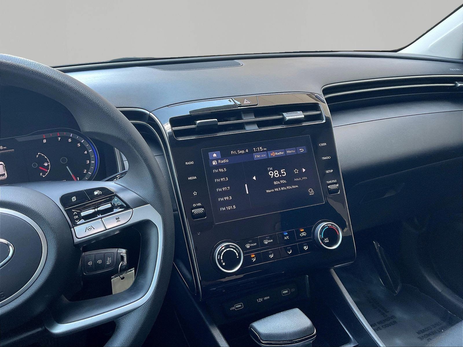 Certified 2024 Hyundai Tucson SE AWD/4WD image 9