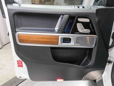 Certified 2025 Mercedes-Benz G 550 image 26