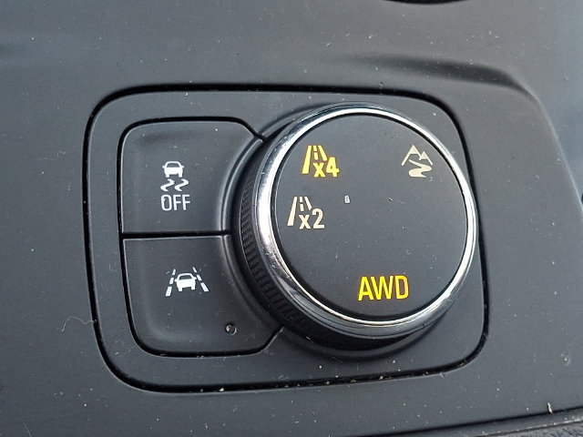 Used 2020 Chevrolet Traverse RS AWD/4WD image 26