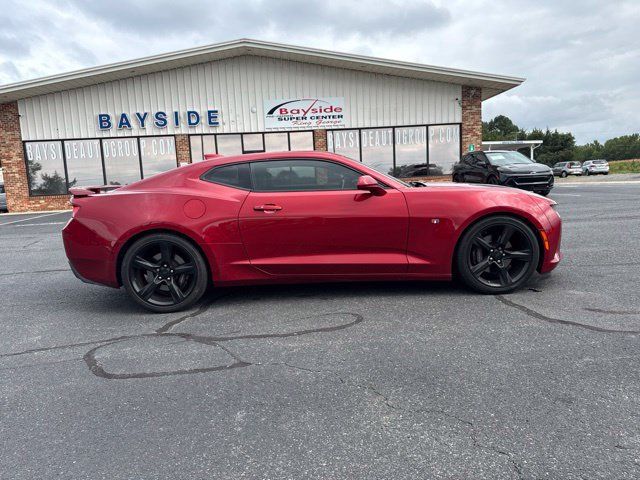 Used 2018 Chevrolet Camaro SS RWD image 11