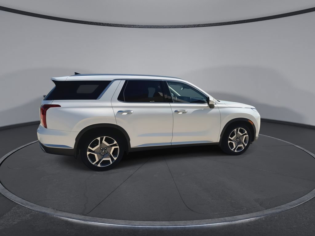 Used 2023 Hyundai Palisade SEL FWD image 9