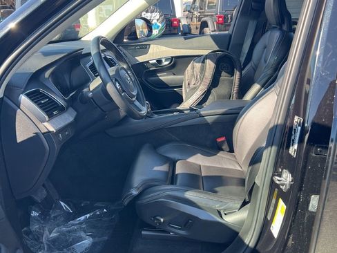 Used 2022 Volvo XC90 T6 Inscription w/ Advanced Package image 7