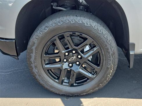 Certified 2026 Chevrolet Silverado 1500 LT Trail Boss w/ LPO, Dark Essentials Package AWD/4WD image 24