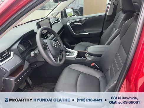 Used 2025 Toyota RAV4 Limited w/ Advanced Technology Package AWD/4WD image 3