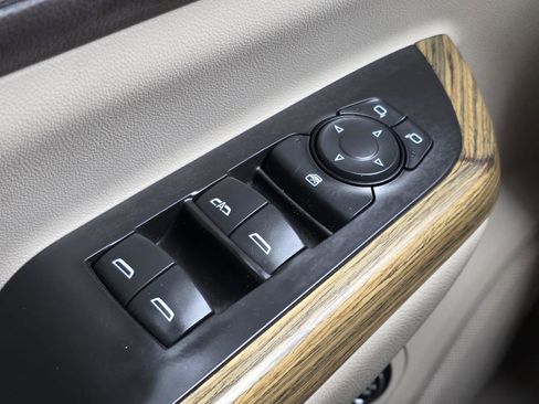 Used 2019 GMC Acadia Denali w/ Technology Package image 9