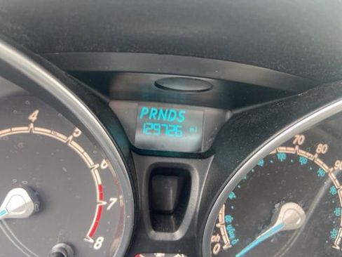 Used 2017 Ford Fiesta Titanium image 13