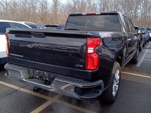 Used 2022 Chevrolet Silverado 1500 LTZ image 3