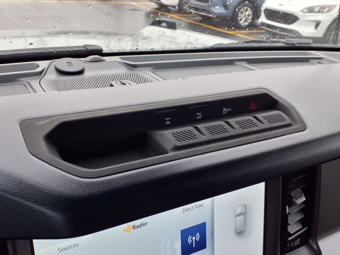 Used 2023 Ford Bronco Outer Banks image 12