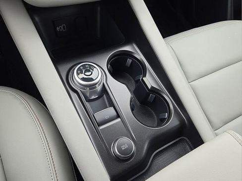 Used 2026 Ford Explorer Active w/ Active Comfort Package image 30