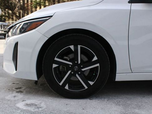 Used 2024 Nissan Sentra SV image 11