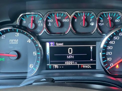Used 2017 Chevrolet Silverado 1500 LT w/ LT Eassist Package RWD image 32