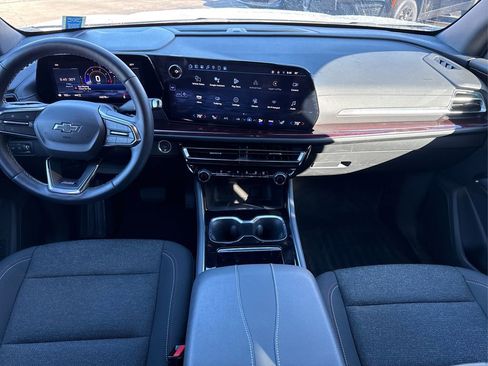 Used 2024 Chevrolet Traverse Z71 image 22