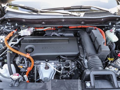 Used 2024 Honda CR-V Sport Touring image 31