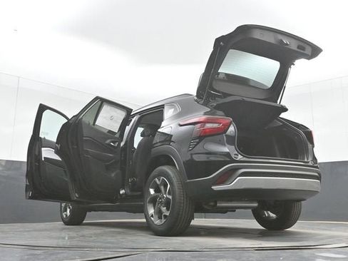 New 2026 Chevrolet Trax LT w/ LT Convenience Package FWD image 52