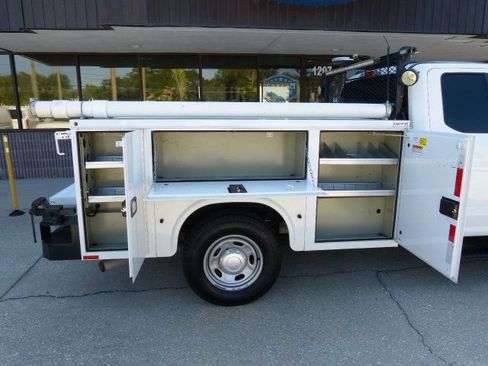 Used 2021 Ford F250 XL w/ Power Equipment Group RWD image 21