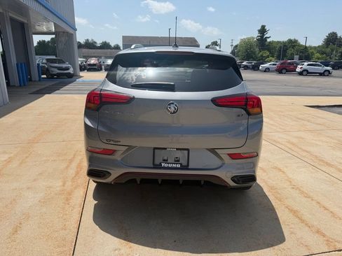 Used 2023 Buick Encore GX Select w/ Sport Touring Package FWD image 4