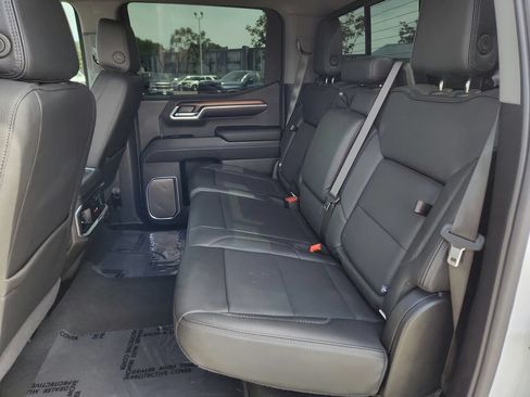 Used 2024 GMC Sierra 1500 Denali AWD/4WD image 18