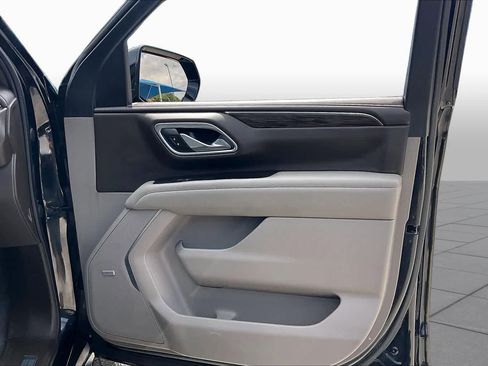 Used 2021 Chevrolet Tahoe LT w/ LT Signature Package RWD image 23