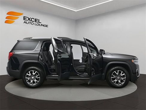 Used 2023 GMC Acadia SLT image 48