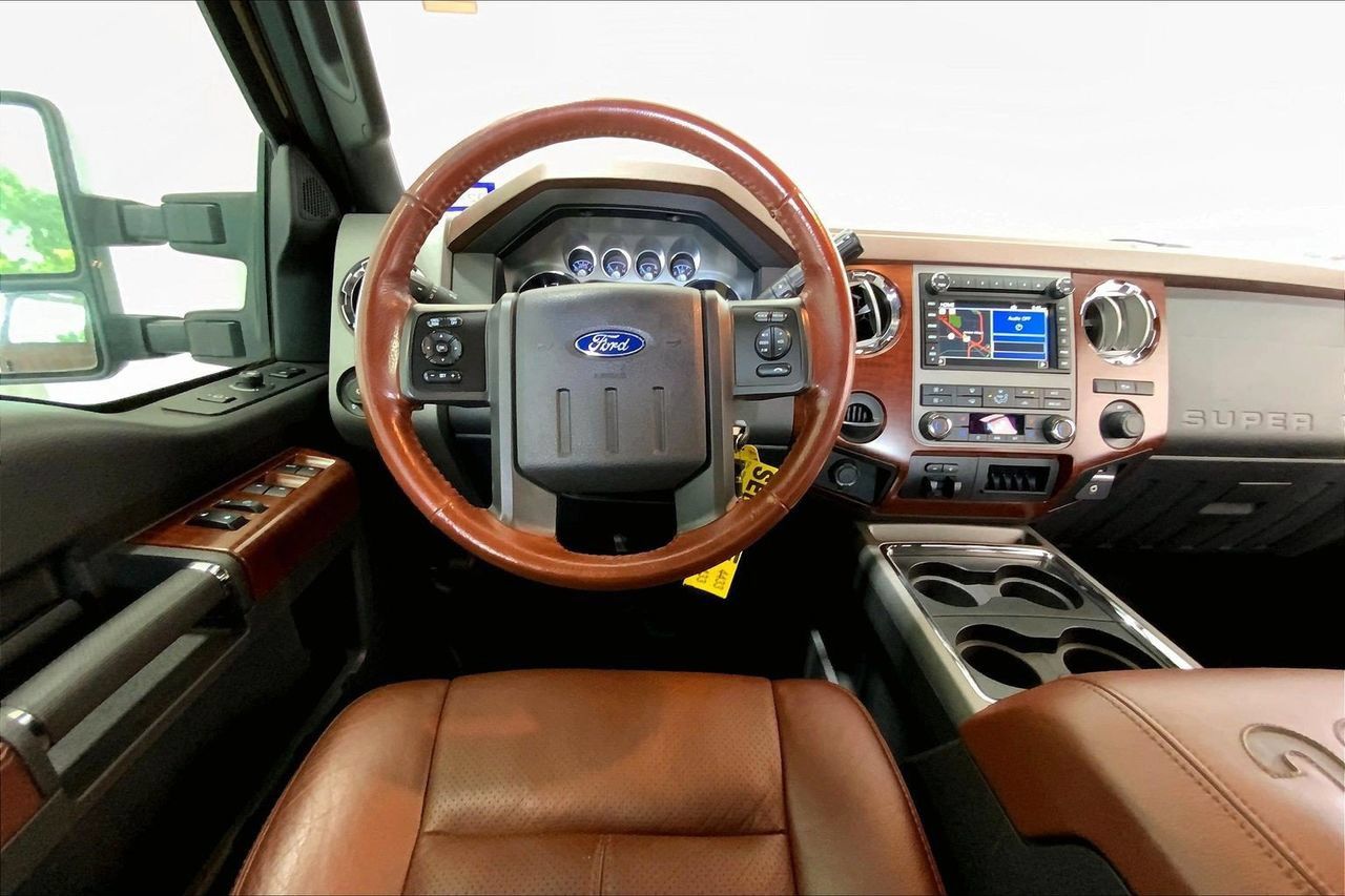 Used 2012 Ford F250 King Ranch w/ King Ranch w/Chrome Pkg RWD image 14