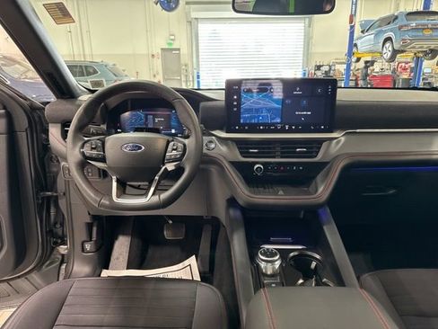 Used 2025 Ford Explorer ST-Line w/ Premium Package AWD/4WD image 20