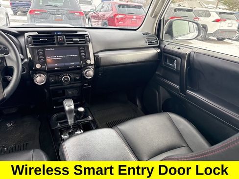 Used 2020 Toyota 4Runner TRD Off-Road Premium image 12