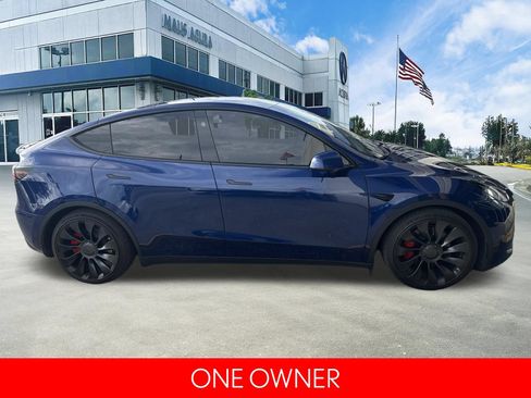 Used 2023 Tesla Model Y Performance AWD/4WD image 5
