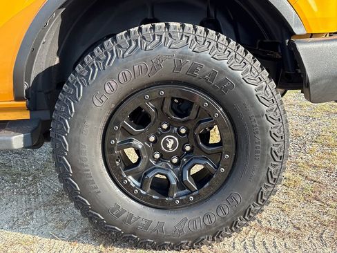 Used 2022 Ford Bronco Wildtrak AWD/4WD image 16