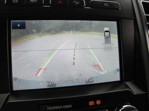 Used 2022 Ford F350 XLT w/ XLT Premium Package image 41