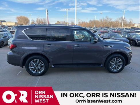 Used 2024 INFINITI QX80 Luxe image 6