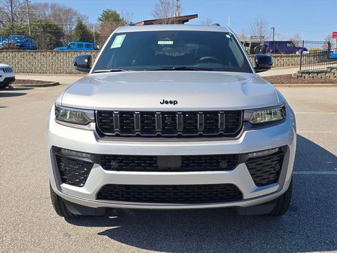 New 2026 Jeep Grand Cherokee L Limited image 15