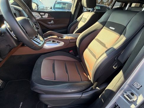 Used 2024 Mercedes-Benz GLS 63 AMG 4MATIC image 18