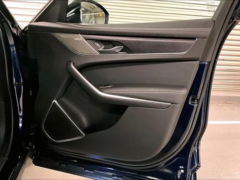 Certified 2025 Jaguar F-PACE R-Dynamic S image 27