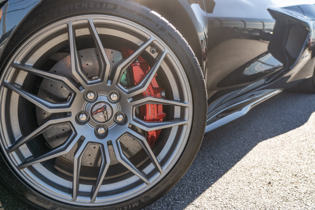 Used 2026 Chevrolet Corvette Z06 w/ Z07 Performance Package RWD image 4