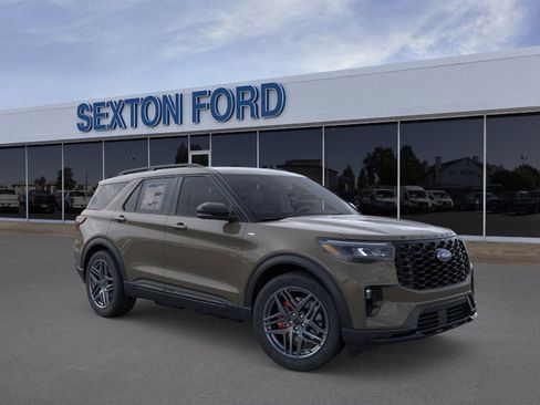 New 2026 Ford Explorer ST-Line w/ ST-Line Street Pack image 7
