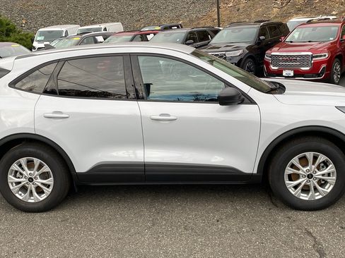 Used 2025 Ford Escape Active w/ Tech Pack #1 AWD/4WD image 27
