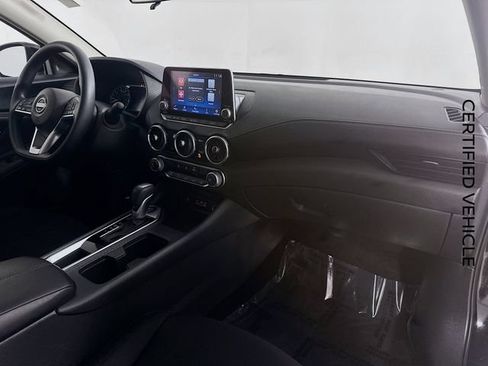 Certified 2025 Nissan Sentra SV FWD image 27