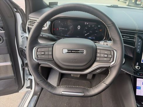 New 2026 Jeep Grand Wagoneer L Summit w/ Premium Group III AWD/4WD image 30